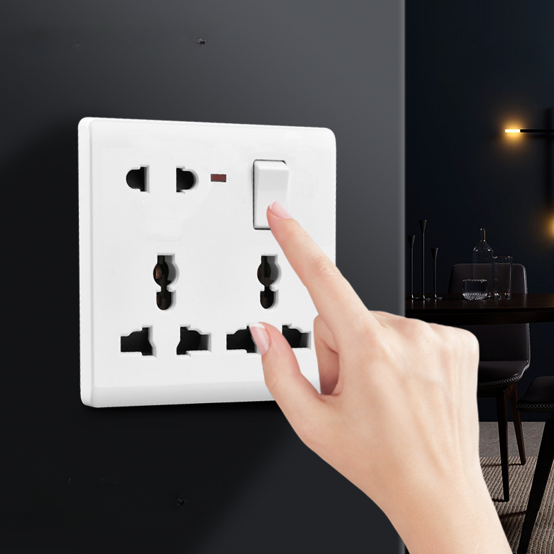 White universal 8 pin socket,  - Kitchen Appliances Uk reseña y precio
